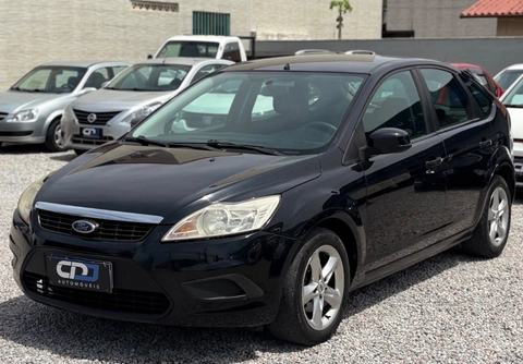 Ford Focus 2011 Preto — foto 1 de 3