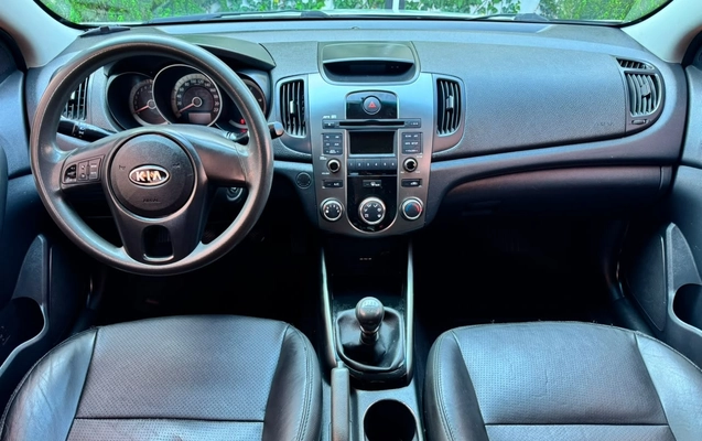 imagem-https://www.socarrao.com.br/sc-vehicle-images-prod/4310680/1791481269333-4e9024fe-70af-43f8-97f5-80eae9f45a76.jpg