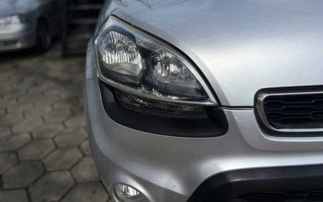 imagem-https://www.socarrao.com.br/sc-vehicle-images-prod/4310712/1791481336329-9_023619.jpg