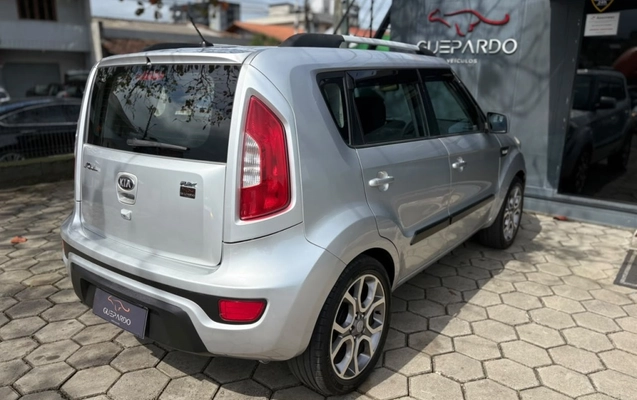 imagem-https://www.socarrao.com.br/sc-vehicle-images-prod/4310712/1791481336340-14_023619.jpg