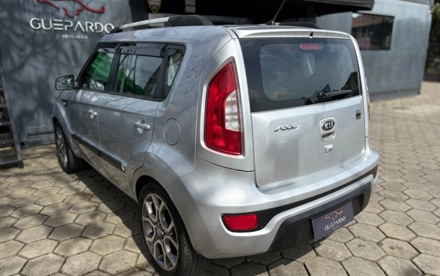 imagem-https://www.socarrao.com.br/sc-vehicle-images-prod/4310712/1791481336341-3_023619.jpg