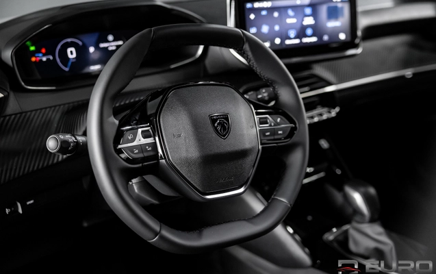 imagem-https://www.socarrao.com.br/sc-vehicle-images-prod/4310747/1791565196676-245fe9c19bfd43b582a66d4ddfddb053_1791557112139.jpg