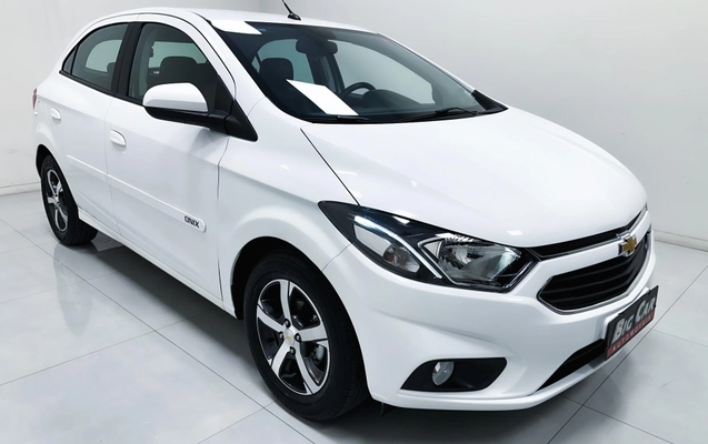 imagem-https://www.socarrao.com.br/sc-vehicle-images-prod/4310778/1791481910318-1d5c088536ae4d7e8f7b88e28594e205_1791481887160.jpg