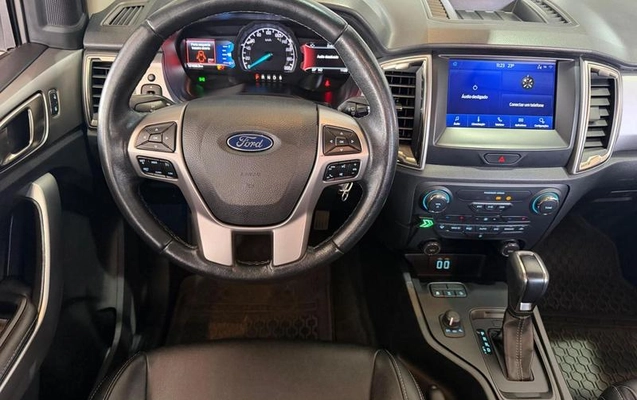 imagem-https://www.socarrao.com.br/sc-vehicle-images-prod/4310800/1791572551496-8555949_10_B_2beccd1a83.jpeg