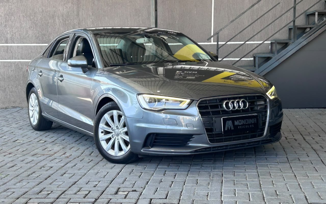 Audi A3 2015 Cinza — foto 1 de 3