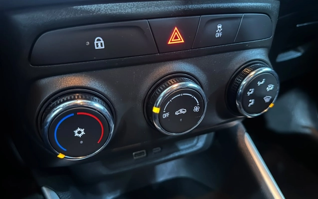 imagem-https://www.socarrao.com.br/sc-vehicle-images-prod/4310921/1791482862614-13_030655.jpg