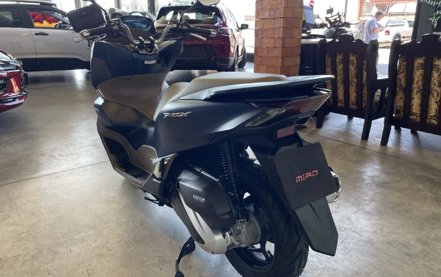 imagem-https://www.socarrao.com.br/sc-vehicle-images-prod/4310953/1791483323808-app-photos-v2lusk8Lkof9UVZBNOsaHfGToEEYZcBO.jpg