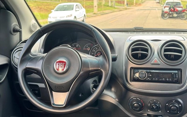 imagem-https://www.socarrao.com.br/sc-vehicle-images-prod/4310960/1791483085312-8452568_9_B_17b3dd3e46.jpeg
