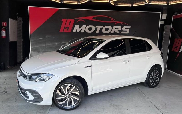 imagem-https://www.socarrao.com.br/sc-vehicle-images-prod/4310968/1791638659034-8556067_14_B_82b29c9b7a.jpeg