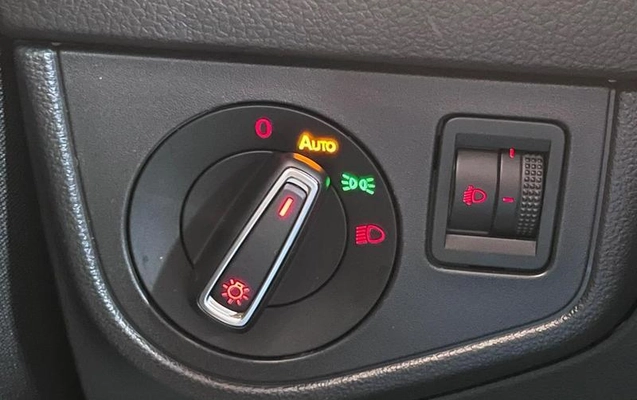 imagem-https://www.socarrao.com.br/sc-vehicle-images-prod/4310968/1791638659063-8556067_0_B_43969efe5f.jpeg
