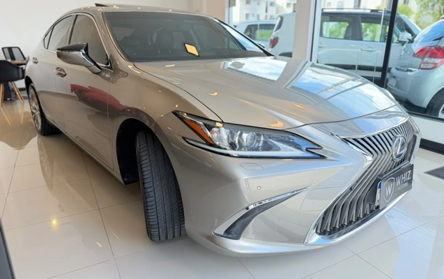 imagem-https://www.socarrao.com.br/sc-vehicle-images-prod/4311001/1791483258494-17_031412.jpg
