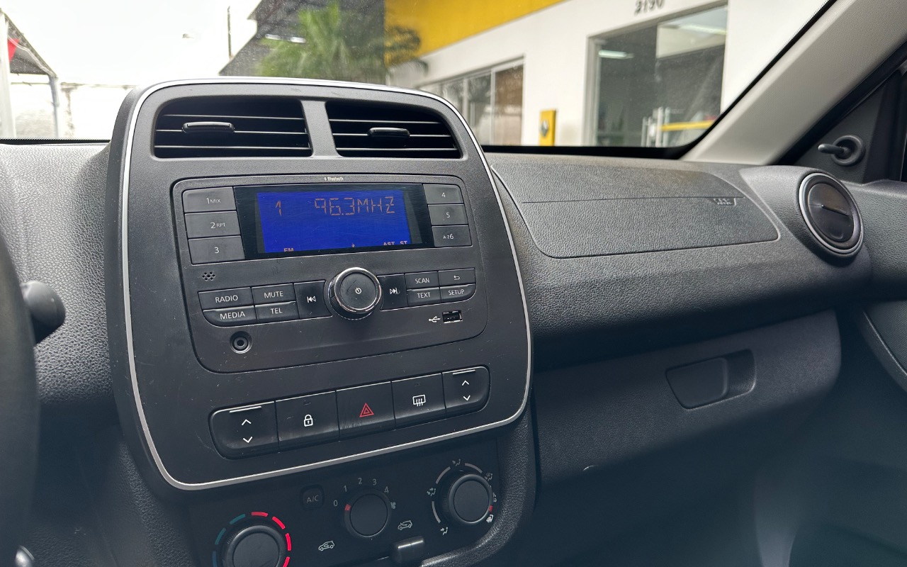 imagem-https://www.socarrao.com.br/sc-vehicle-images-prod/4311006/1791483305676-SU1HXzA4NjMuanBlZw.jpeg