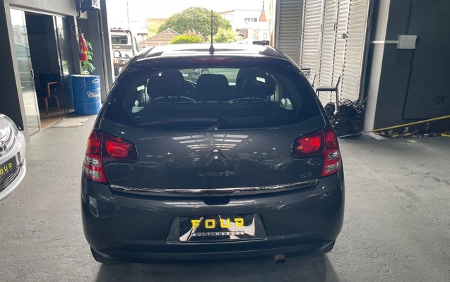 imagem-https://www.socarrao.com.br/sc-vehicle-images-prod/4311014/1791486002024-gb-9e78ae7.jpeg