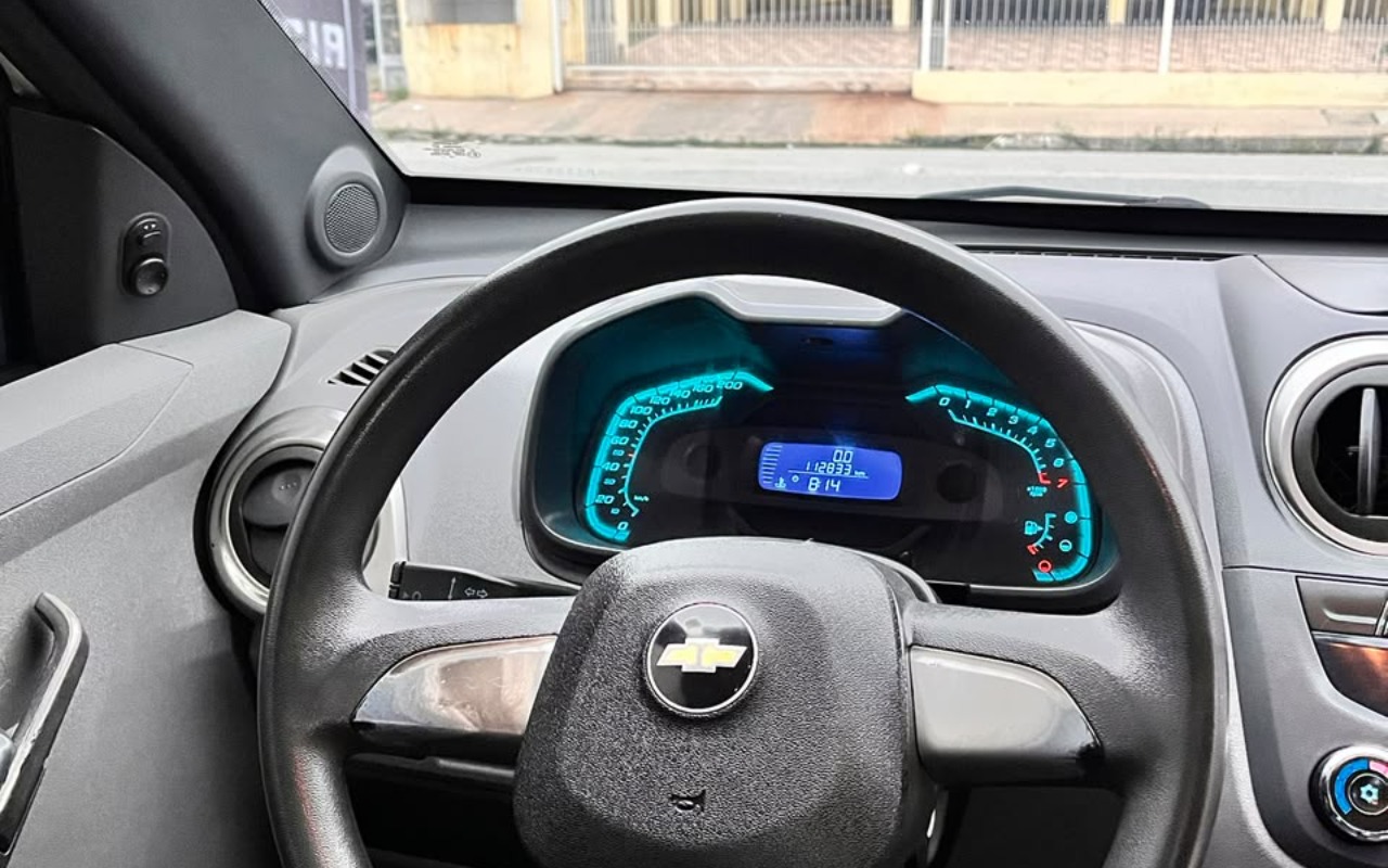 imagem-https://www.socarrao.com.br/sc-vehicle-images-prod/4311043/1791483696628-V2hhdHNBcHAgSW1hZ2UgMjAyNi0xMC0wOCBhdCAxMy4yMy4yMyAoMikuanBlZw.jpeg