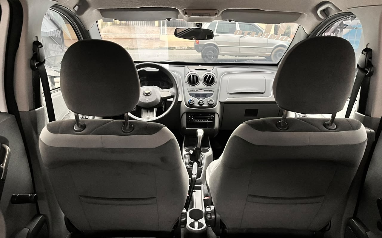 imagem-https://www.socarrao.com.br/sc-vehicle-images-prod/4311043/1791483696917-V2hhdHNBcHAgSW1hZ2UgMjAyNi0xMC0wOCBhdCAxMy4yMy4yMiAoMikuanBlZw.jpeg