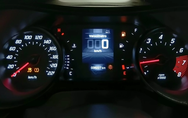 imagem-https://www.socarrao.com.br/sc-vehicle-images-prod/4311073/1791549819801-yjKOaWvkAoPJmjpjvAR4RsDRtrJMp3vy.jpg