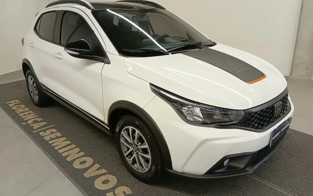imagem-https://www.socarrao.com.br/sc-vehicle-images-prod/4311077/1791549906986-wvZMsuzJFCGAgLb8tn8huCR1bcrEnBiq.jpg