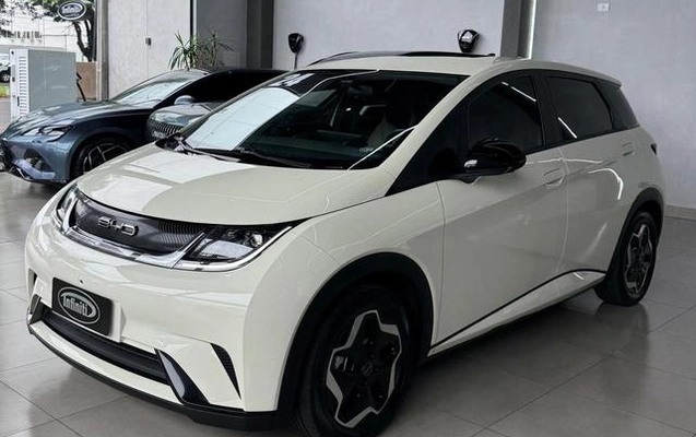 imagem-https://www.socarrao.com.br/sc-vehicle-images-prod/4311080/1791483891312-8542967_0_B_0e66d4de3c.jpeg
