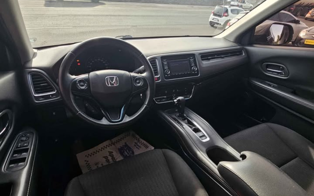 imagem-https://www.socarrao.com.br/sc-vehicle-images-prod/4311195/1791484096136-ODM5MDkwMzcwXzI2MTE0NDQ0NTkzMDY0MDJfODExNjU3NTQ4NTE5NTEzMTM2X24uanBn.jpg