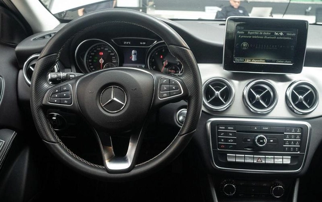 imagem-https://www.socarrao.com.br/sc-vehicle-images-prod/4311361/1792767614655-8556345_16_B_15764d899e.jpeg