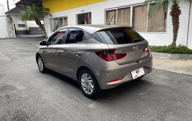imagem-https://www.socarrao.com.br/sc-vehicle-images-prod/4311480/1791485083884-NDMyOTA5N2QtN2YyNi00ZDllLWI4OWYtM2IwYzQxNWJkZTk5LmpwZWc.jpeg