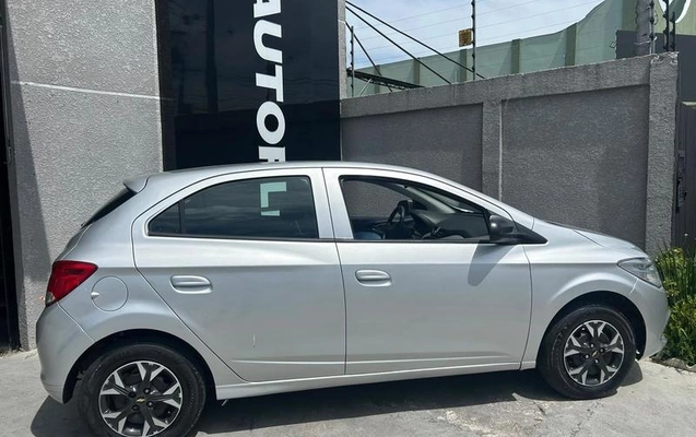 imagem-https://www.socarrao.com.br/sc-vehicle-images-prod/4311571/1791485434826-8556426_8_B_899cd372fc.jpeg