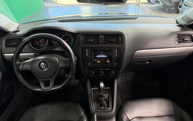 imagem-https://www.socarrao.com.br/sc-vehicle-images-prod/4311577/1791485496537-gb-948be1d.jpeg