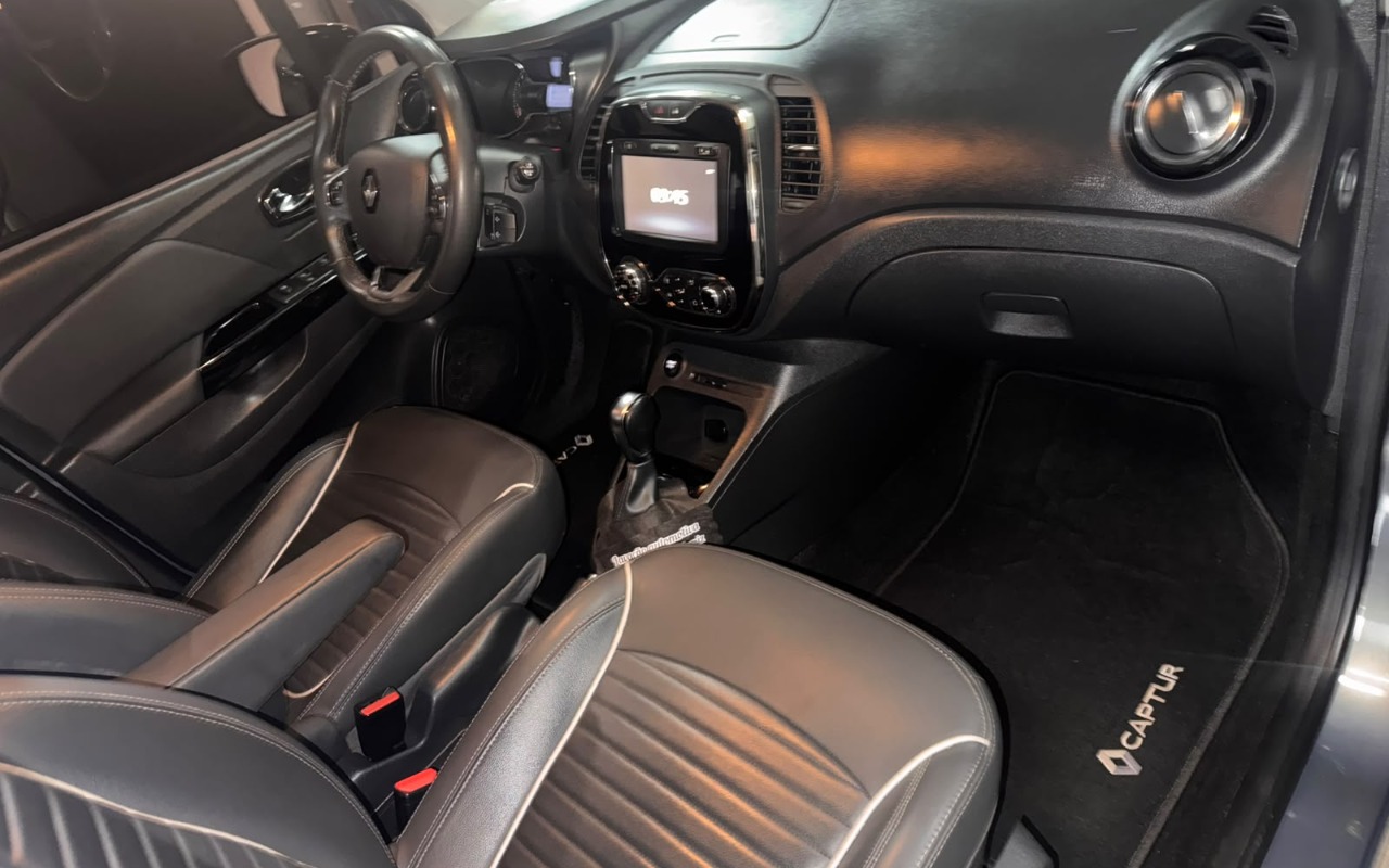 imagem-https://www.socarrao.com.br/sc-vehicle-images-prod/4311605/1791485629039-V2hhdHNBcHAgSW1hZ2UgMjAyNi0xMC0wOCBhdCAxNS4wNy4yMCAoNCkuanBlZw.jpeg