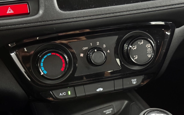 imagem-https://www.socarrao.com.br/sc-vehicle-images-prod/4311616/1791485662124-cb8d5538-e931-4efc-bed3-9d90711bc130.jpg