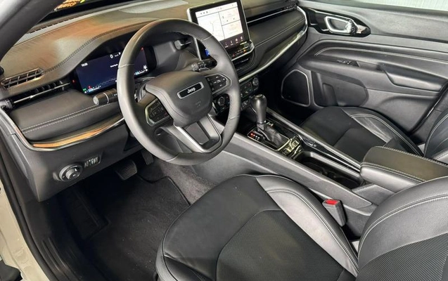 imagem-https://www.socarrao.com.br/sc-vehicle-images-prod/4311694/1791486158437-8499404_7_B_62845a23de.jpeg