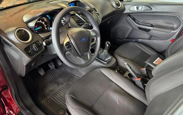 imagem-https://www.socarrao.com.br/sc-vehicle-images-prod/4311771/1791486222372-8546781_5_B_1008f56018.jpeg