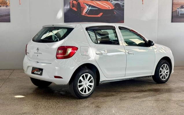 imagem-https://www.socarrao.com.br/sc-vehicle-images-prod/4311811/1791486536115-8528317_3_B_59ef3ea8c9.jpeg