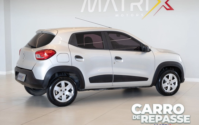 imagem-https://www.socarrao.com.br/sc-vehicle-images-prod/4311882/1791486665323-003_593001-404c7537895f4896916643a7a4ed543a.jpg