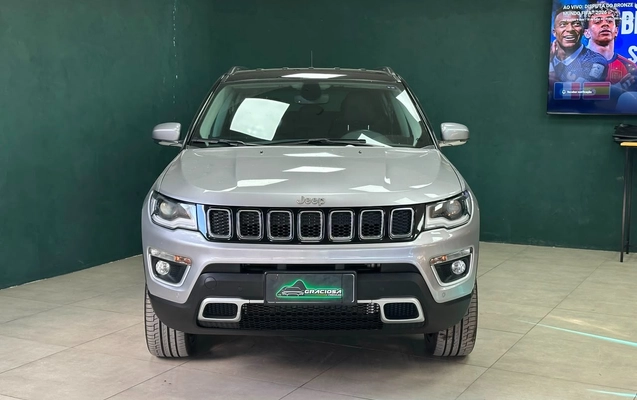 imagem-https://www.socarrao.com.br/sc-vehicle-images-prod/4312001/1791486954705-3cca3a2b-e87e-44b8-aca7-06b8f57f0dd1.jpg