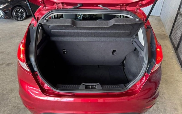 imagem-https://www.socarrao.com.br/sc-vehicle-images-prod/4312002/1791486955044-8546781_0_B_3a3958eb77.jpeg