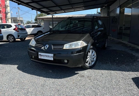 Renault Megane 2013 Preto — foto 1 de 3