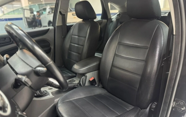 imagem-https://www.socarrao.com.br/sc-vehicle-images-prod/4312047/1791487302992-Rk9SRCBGT0NVUyAxLjYgIE1UIC0gMjAxMyAtIFBSRVRPIC0gIEFYVDEzMDYgKDkpLnBuZw.png