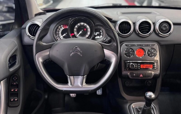 imagem-https://www.socarrao.com.br/sc-vehicle-images-prod/4312077/1791487432828-8547954_8_B_31788498df.jpeg