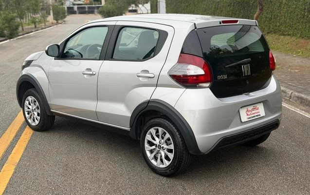 imagem-https://www.socarrao.com.br/sc-vehicle-images-prod/4312089/1791495605662-8555259_1_B_57814040b0.jpeg