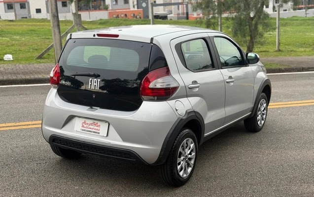 imagem-https://www.socarrao.com.br/sc-vehicle-images-prod/4312089/1791495605665-8555259_1_B_3d5897a13d.jpeg