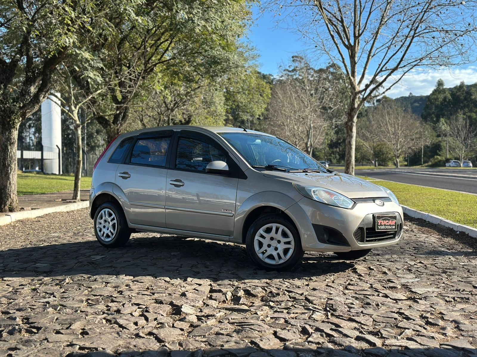 Ford Fiesta 1.6 8V Flex/Class 1.6 8V Flex 5p na cor Cinza no Dois Irmãos / RS - 43121