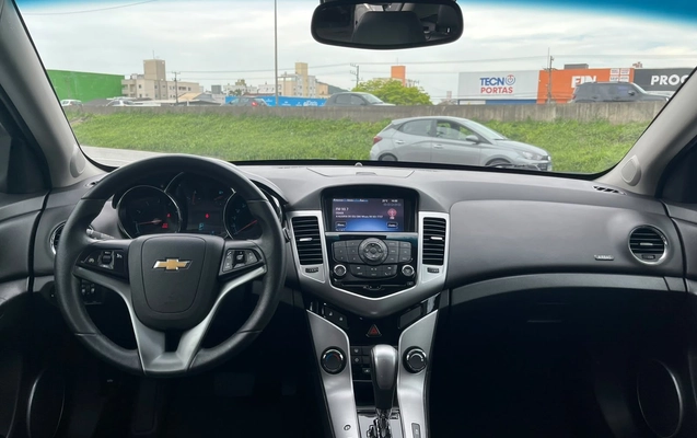 imagem-https://www.socarrao.com.br/sc-vehicle-images-prod/4312116/1791487588938-e186cdc3acd0429db5cb35db4fe22736_1791487542208.jpg