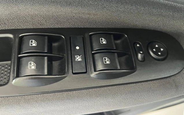 imagem-https://www.socarrao.com.br/sc-vehicle-images-prod/4312122/1791487622908-8520368_13_B_bf9b436e36.jpeg