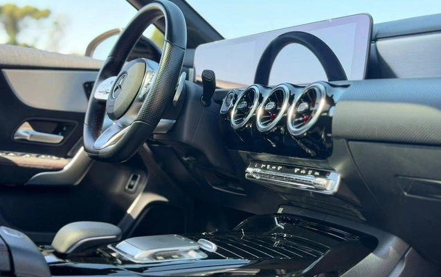 imagem-https://www.socarrao.com.br/sc-vehicle-images-prod/4312135/1791487816788-8556559_12_B_7e06fba767.jpeg