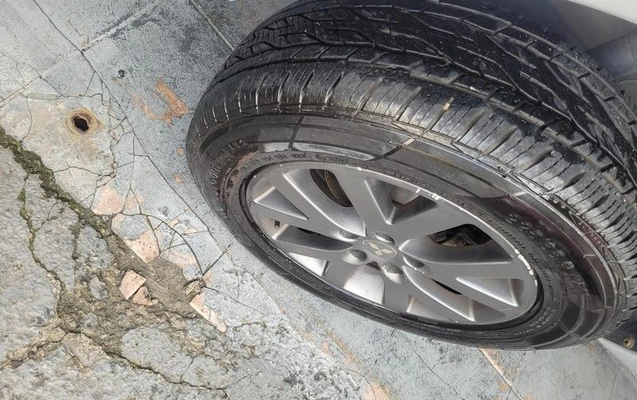 imagem-https://www.socarrao.com.br/sc-vehicle-images-prod/4312244/1791488432047-8556852_13_B_943a9c77b2.jpeg