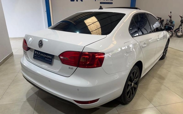 imagem-https://www.socarrao.com.br/sc-vehicle-images-prod/4312245/1792688210752-8541323_3_B_0646e64adf.jpeg