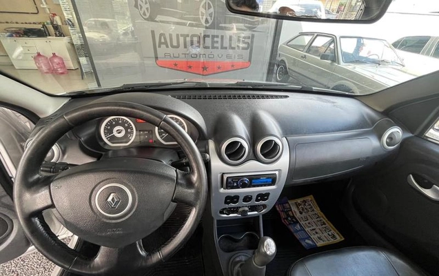imagem-https://www.socarrao.com.br/sc-vehicle-images-prod/4312258/1791491539252-8556833_18_B_38d1af018e.jpeg
