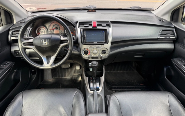 imagem-https://www.socarrao.com.br/sc-vehicle-images-prod/4312264/1792435561002-gb-13f4925.jpeg