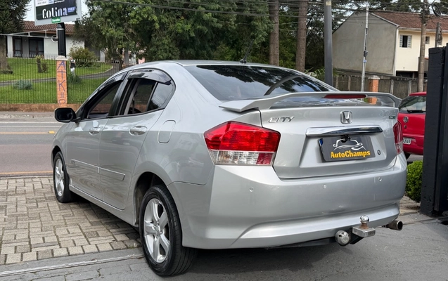 imagem-https://www.socarrao.com.br/sc-vehicle-images-prod/4312264/1792435561006-gb-5b8ce68.jpeg