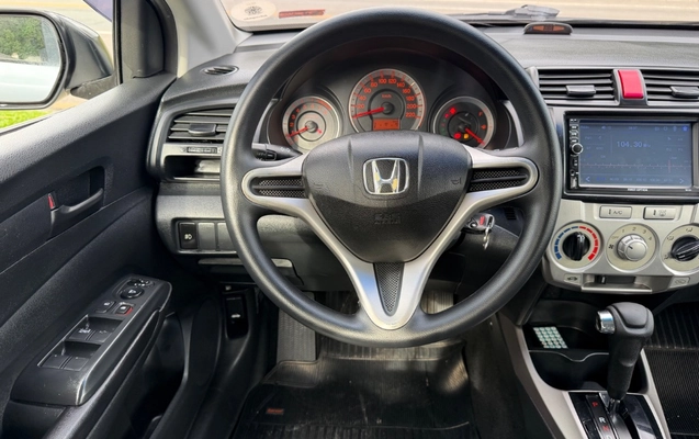 imagem-https://www.socarrao.com.br/sc-vehicle-images-prod/4312264/1792435561011-gb-a376dd9.jpeg